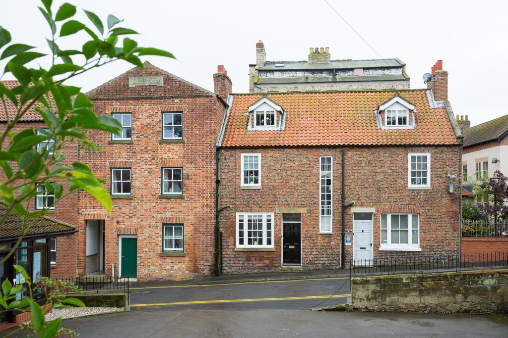Cintra House Villa Whitby Exterior photo